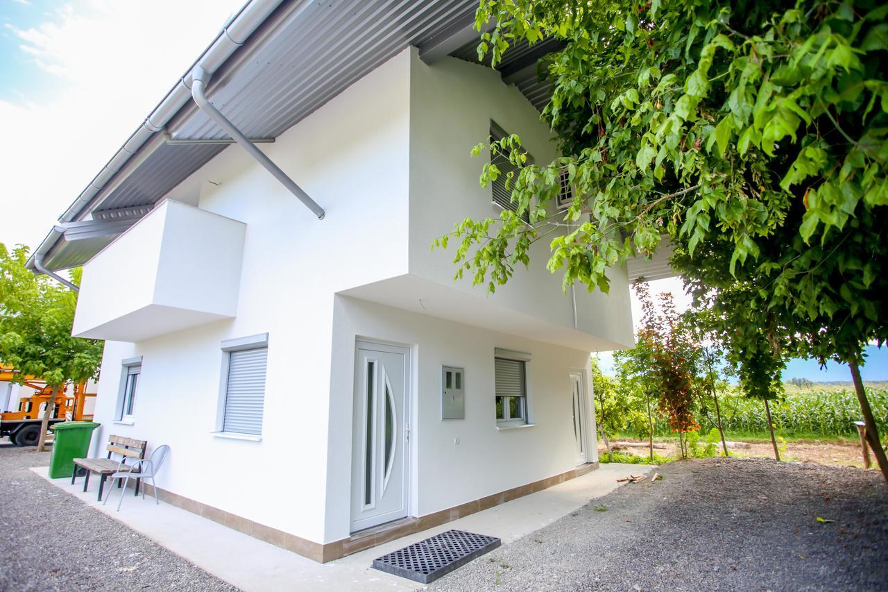 Apartments River Una 4 Bihać Zewnętrze zdjęcie